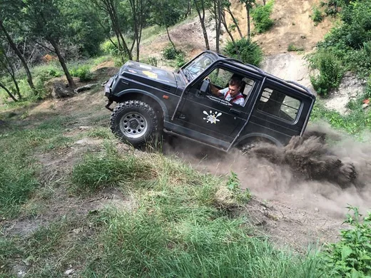 'Off-Road kiállítás és bemutató' cikk borítóképe