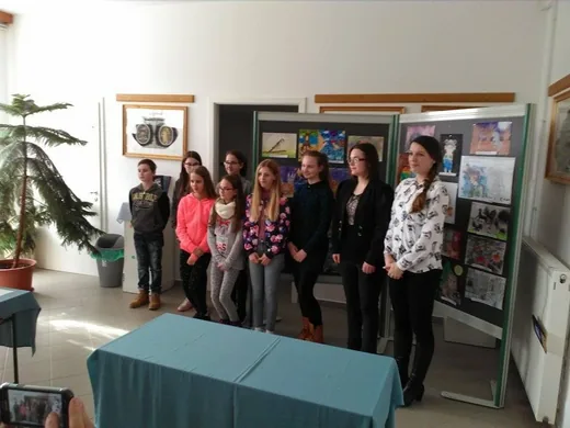 'Ügyes kezű gyermekeink' cikk borítóképe