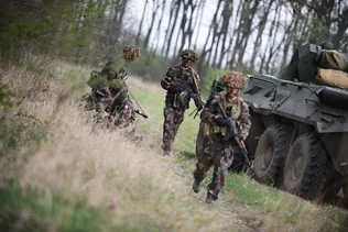 Lőtéri értesítő április borítóképe