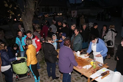 'Márton napunkról írták!' cikk borítóképe