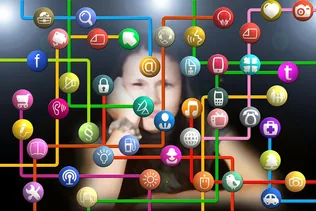 Hogyan használjuk helyesen a közösségi hálót? borítóképe