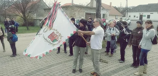 'Nemzeti Emléktúra' cikk borítóképe