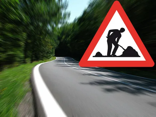 'Útjavítás' cikk borítóképe