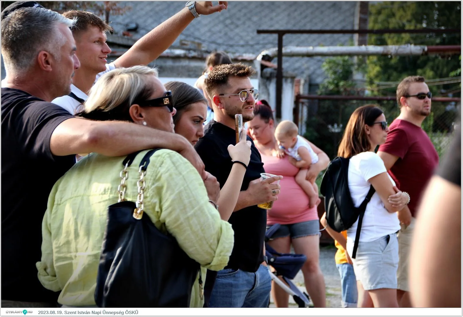 Fotók, Útirány.hu /délután, este /: