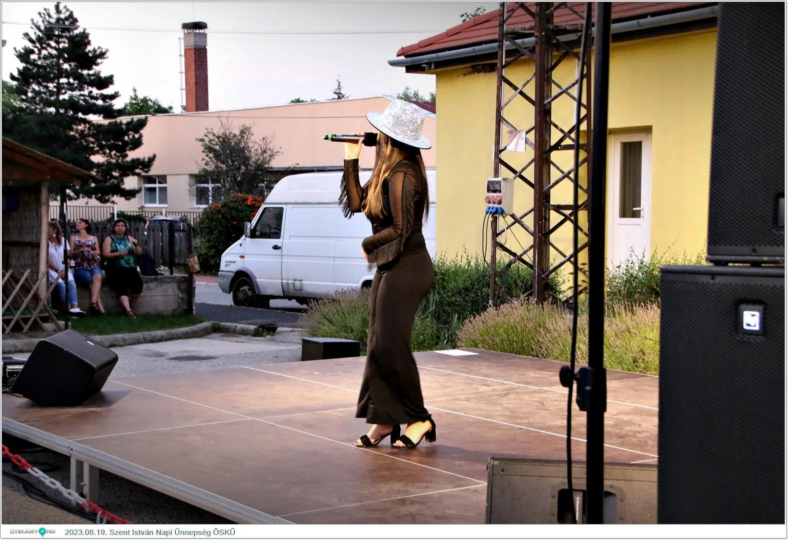 Fotók, Útirány.hu /délután, este /: