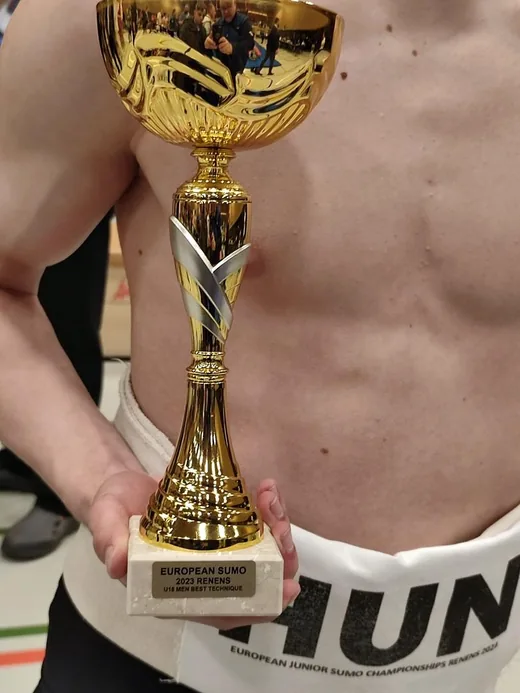 'Centrum SE/EB beszámoló' cikk borítóképe