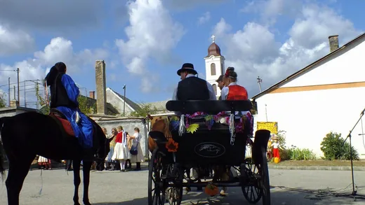 'Öskü Szüreti Mulatság' cikk borítóképe