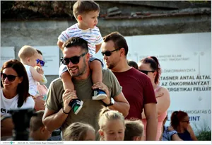 Fotók, Útirány.hu /délután, este /: